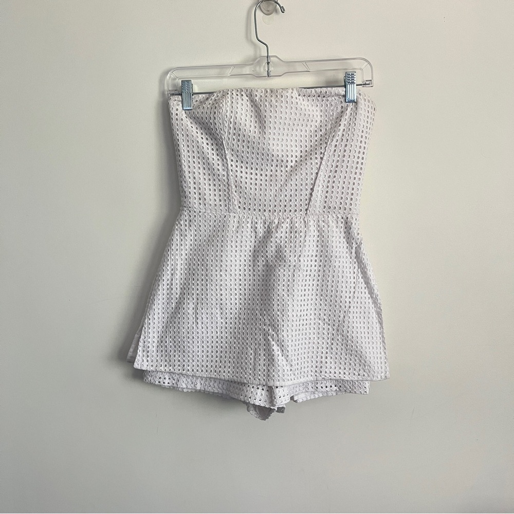 BCBGMAXAZRIA Melany White Strapless Bustier Peplum Romper Women’s Size 2